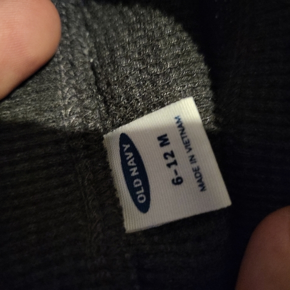 2 pcs Old Navy Baby Set Longsleeve and Pants 6-12 months - Picture 3 of 3